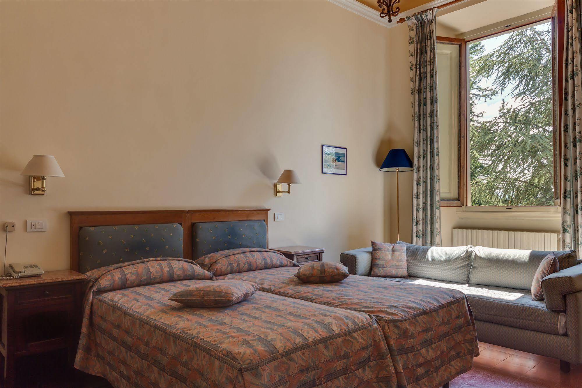 Giotto Park Hotel Бивильяно Экстерьер фото